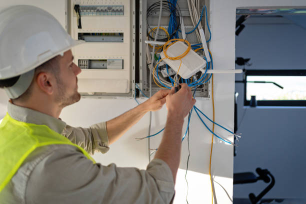  Salem Lakes, WI Electrician Pros